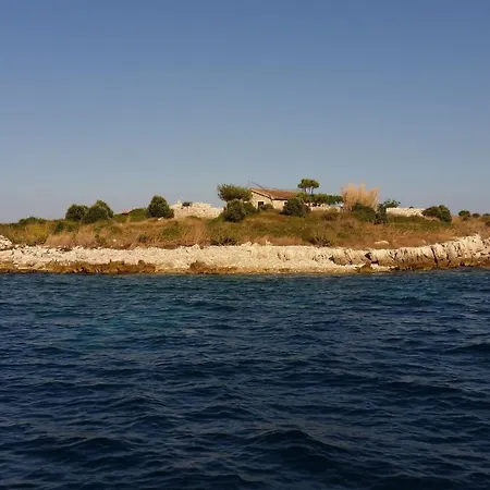 Дом отдыха Kuca Za Odmor Island Just For -